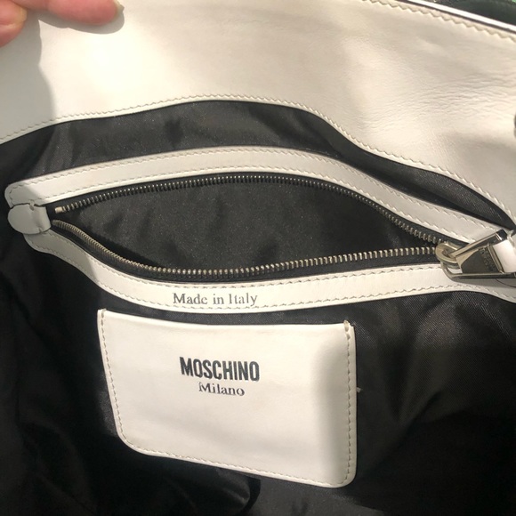 Moschinos square logo shopper tote - Picture 3 of 9